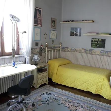 Villa Belvilla By Oyo Melina Desenzano del Garda